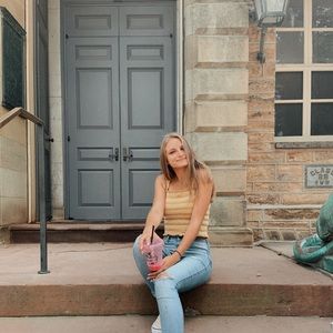 Meet your Posher, Diana